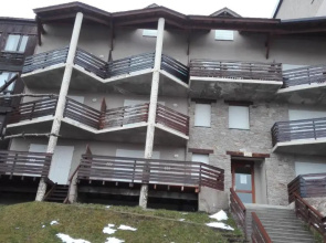 Charmant T2 avec cabine fermée et terrasse