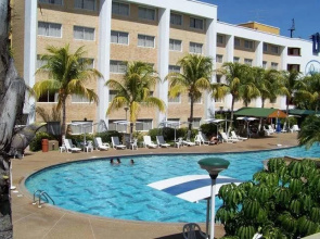 Aqua Vi Marina Hotel & Suites