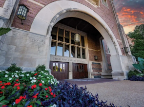 The Knight Center at Washington University