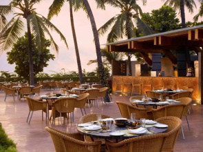 Novotel Mumbai Juhu Beach Hotel