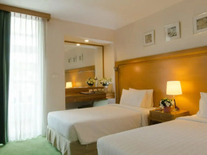 At Ease Saladaeng by AETAS