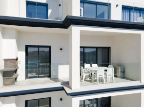 Correeira Luxury Residence T2 E - Albufeira, Pools, Wifi, Bbq, Beach