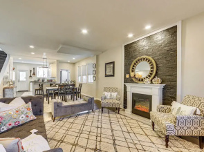 6 Mi to Downtown - Spacious Home in Pittsburgh!
