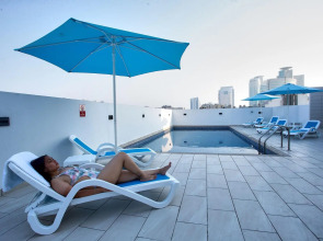 Отель City Avenue Al Reqqa Hotel