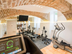 Best Western Plus Celebrity Suites