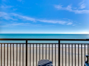 The Island Vista 920 Studio Sleeps 2