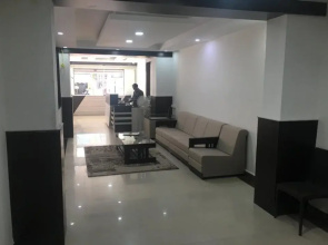 Sri Guru Inn