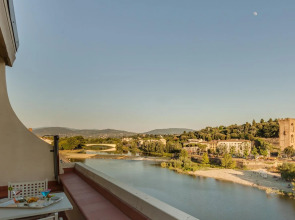 Plaza Hotel Lucchesi