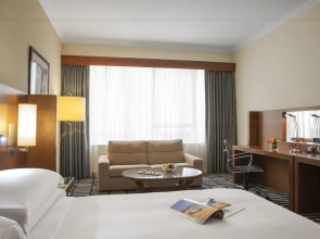 Jumeira Rotana Hotel