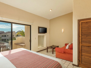 Solmar Resort