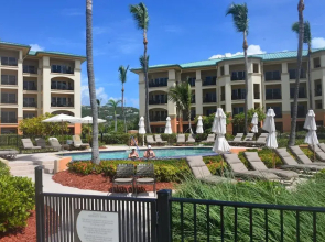 Ritz Carlton Club 3br Residence