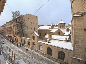 Apartamenti po vul. Vіrmens'ka 12/5
