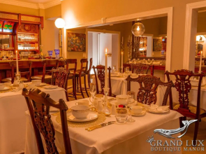 Grand Lux Boutique Manor