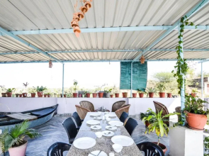 The Royal Villa And Restaurant By OYO Rooms