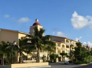 Hacienda del Mar Resort Condominio 205