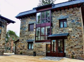 Villa Lucerna Sports & Hotel Resort