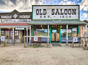 Montana's Emigrant Peaks Getaway: Apt w/ Amenities