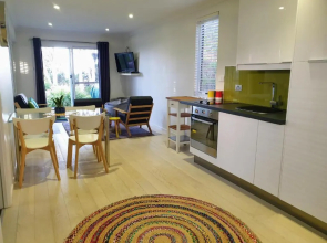 Goat Island Bungalow