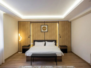 Отель Silk Road Premium