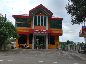 Midway Resort