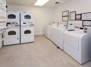 Motel 6 Los Angeles, CA - Los Angeles - LAX