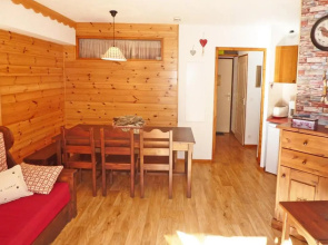 Appartement Les Orres, 2 pièces, 8 personnes - FR-1-322-202
