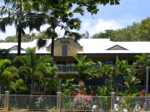 The York Beachfront Holiday Apartments