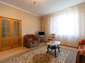 Guest House On Maksimova 9