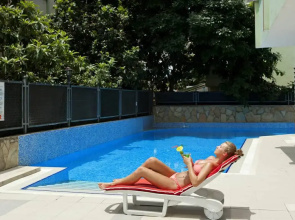 Royalisa City Apart Hotel