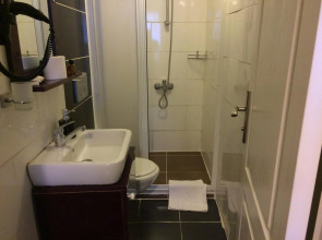 Spinel Hotel - Old City