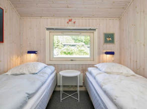 8 Person Holiday Home in Martofte