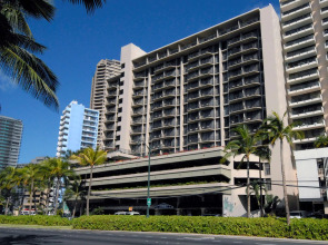 Aqua Palms Waikiki