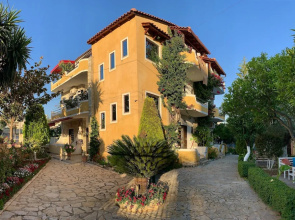 Flower Garden Villa