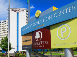 DoubleTree by Hilton Spokane City Center