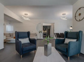 3a's Family Luxury Villa