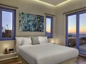 Santorini Sky, Luxury Resort