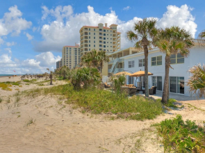 On the Beach Oceanfront Steps to Sand