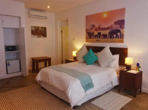 Alexanders Hotel