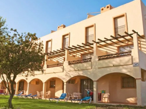 Ramada Hotel&Suites Marina del Rey, 29649 Málaga, Spain