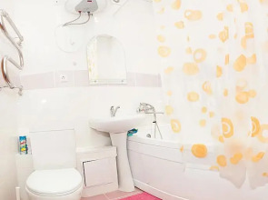 Апартаменты на Ленинградской площади 2