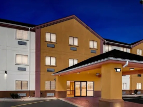 Quality Inn & Suites McAlester on Hwy 69