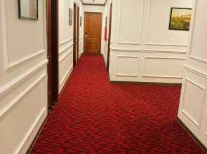 Paragon Noi Bai Hotel and Pool