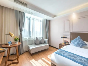 GEM Hotel Fuyang Linquan County Guangming Nan Road