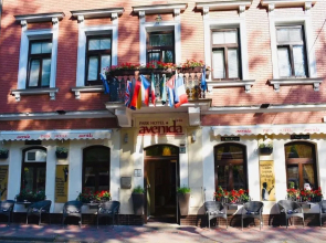 Avenida Park Hotel