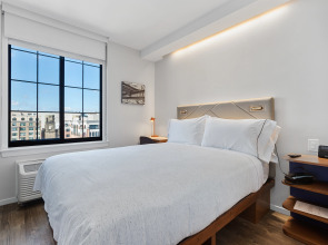 Motto by Hilton Washington DC City Center