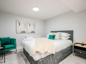 Host Stay Bridge Street Studio