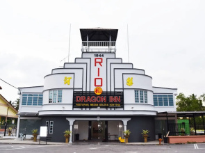 Dragon Inn