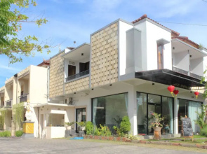 Airy Seminyak Kerobokan Kesambi Raya 300 Bali