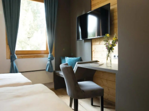 Berg- & Erlebnis-Resort MarktlAlm - Chalets & Lodges