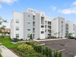 2 Bd Sleeps 8 Apartment Close to Disney Storey Lake Orlando 103 4751